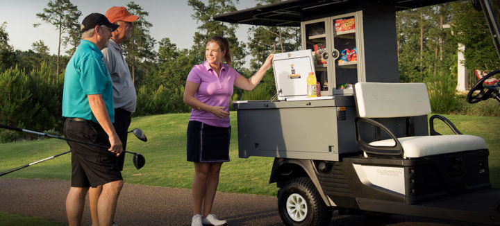 Cushman Refresher Oasis - Serving refreshments at a golf course