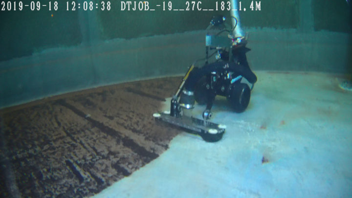 Deep Trekker DT640 Utility Crawler cleaning underwater
