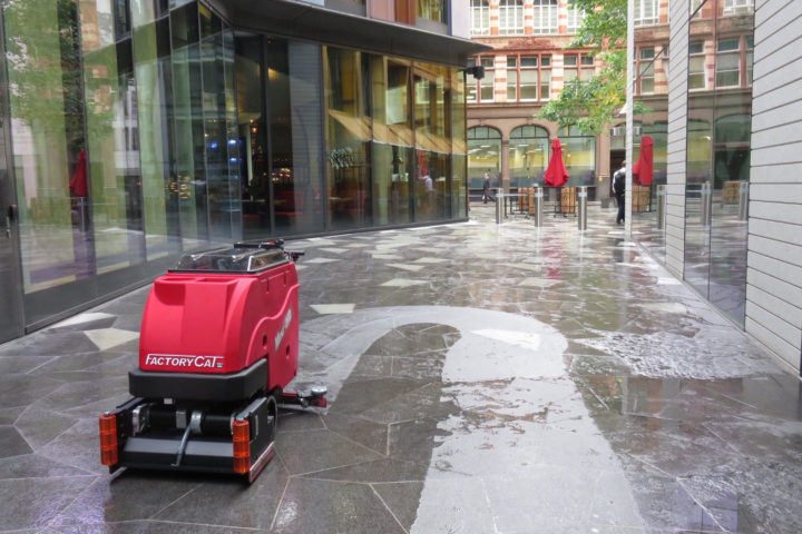 Factory Cat Mag-HD Scrubber leaving dry path