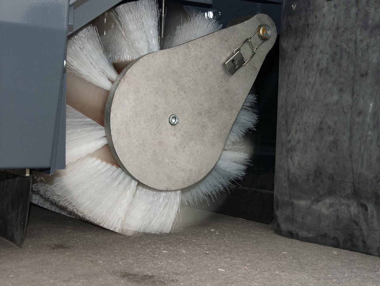 The main broom of a Dulevo 120 sweeper.