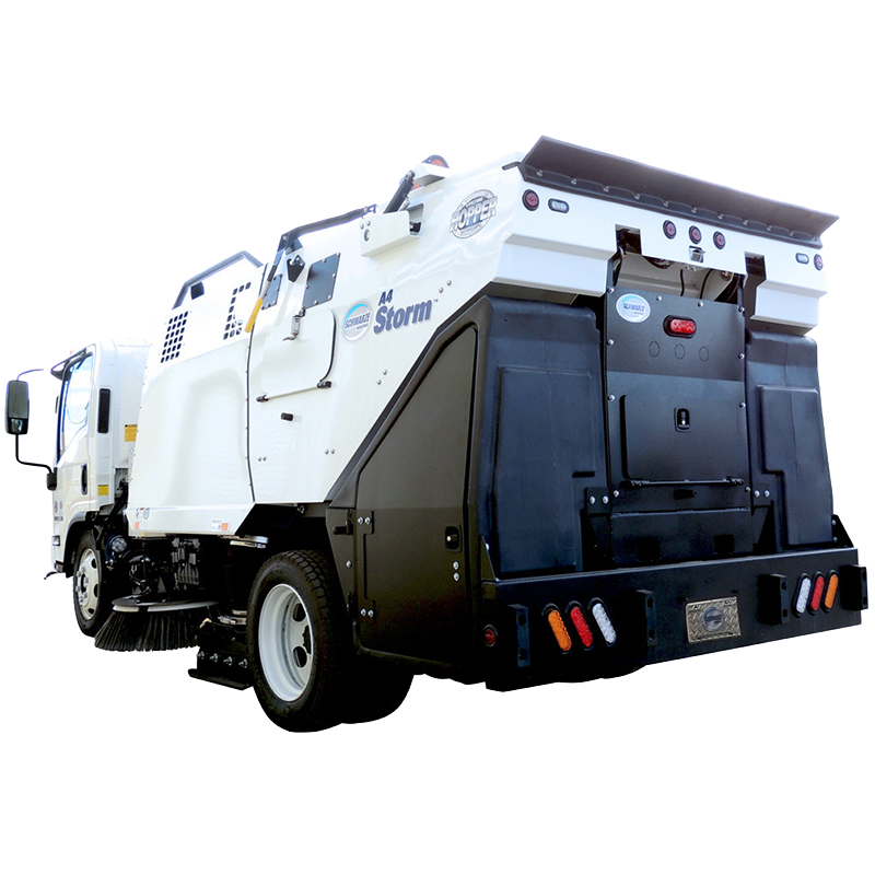 Schwarze A4 Storm Street Sweeper Rental