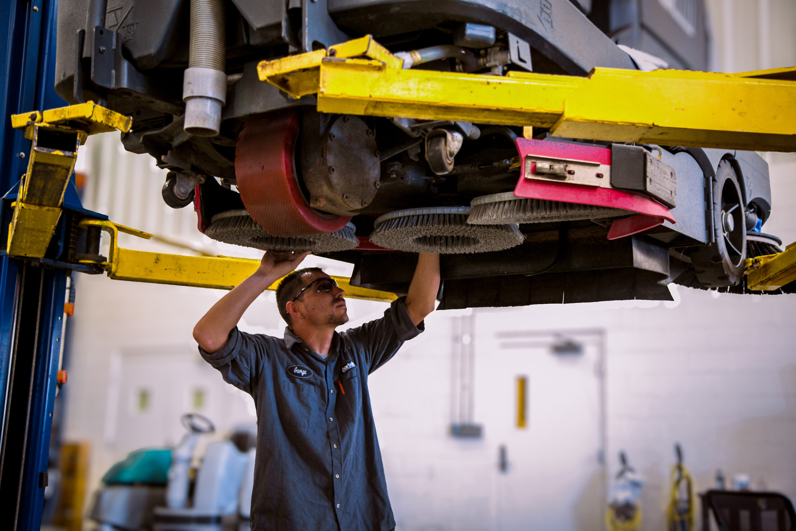 Scrubber-Sweeper Service